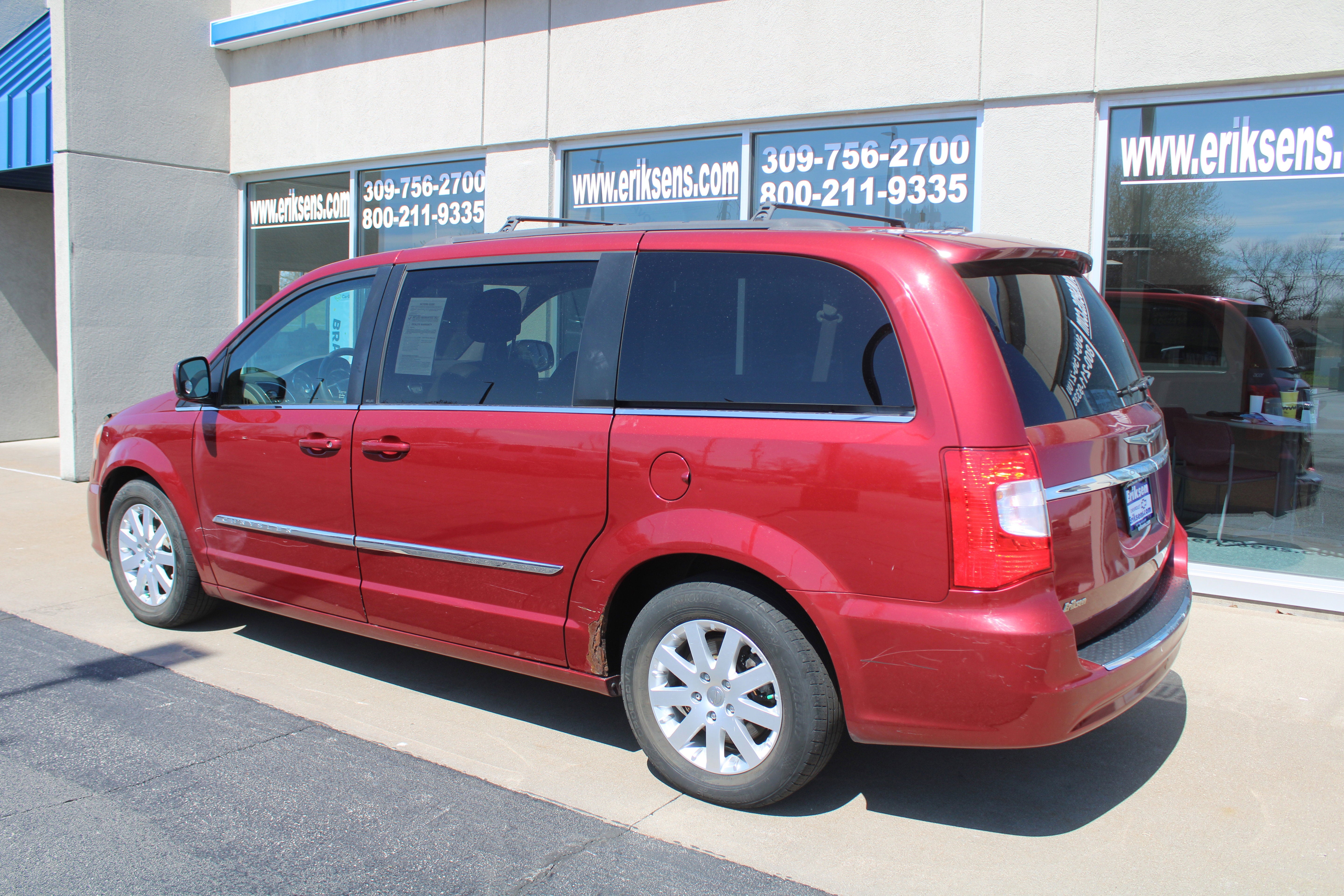 2013 Chrysler Town & Country Touring