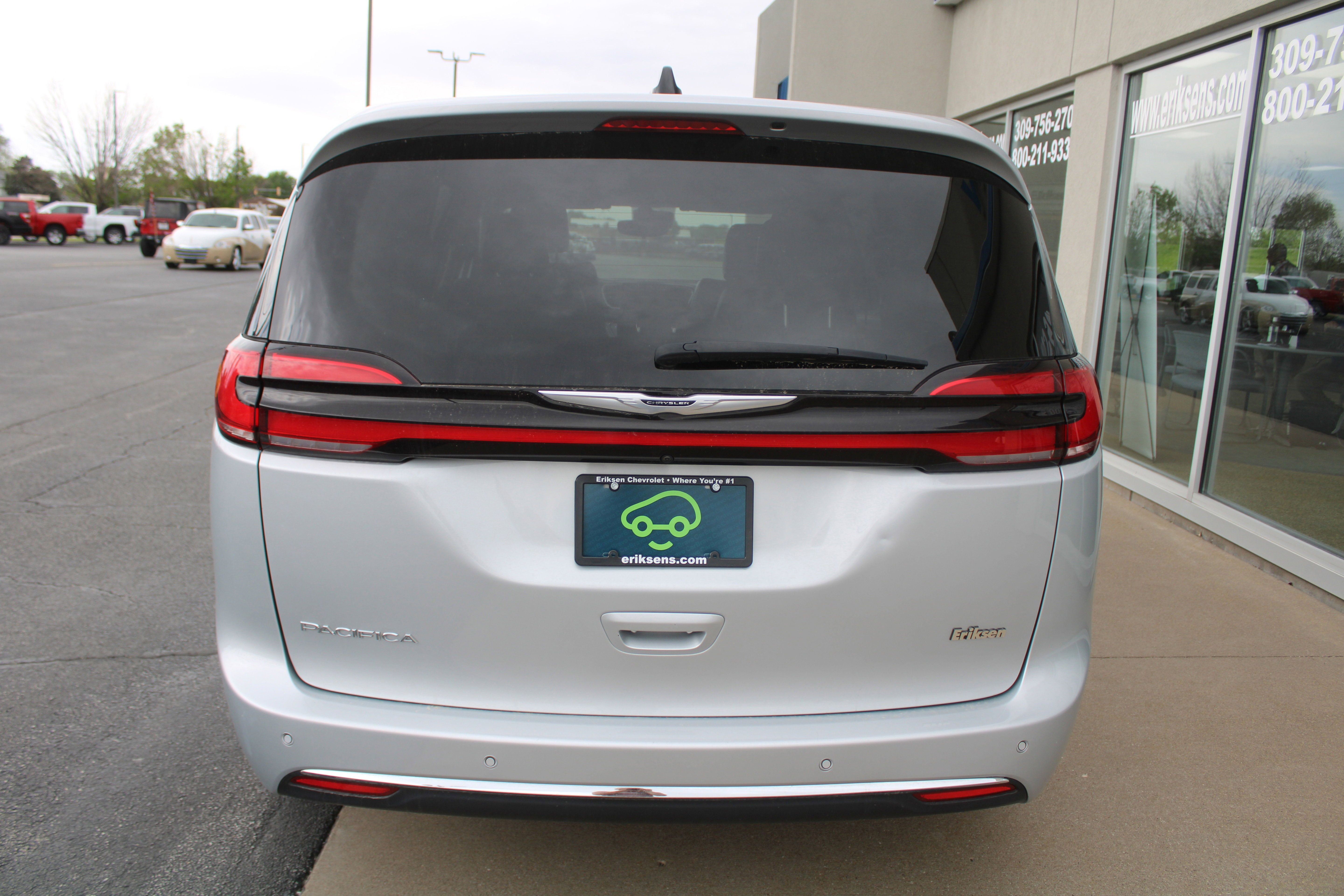 2024 Chrysler Pacifica Touring L