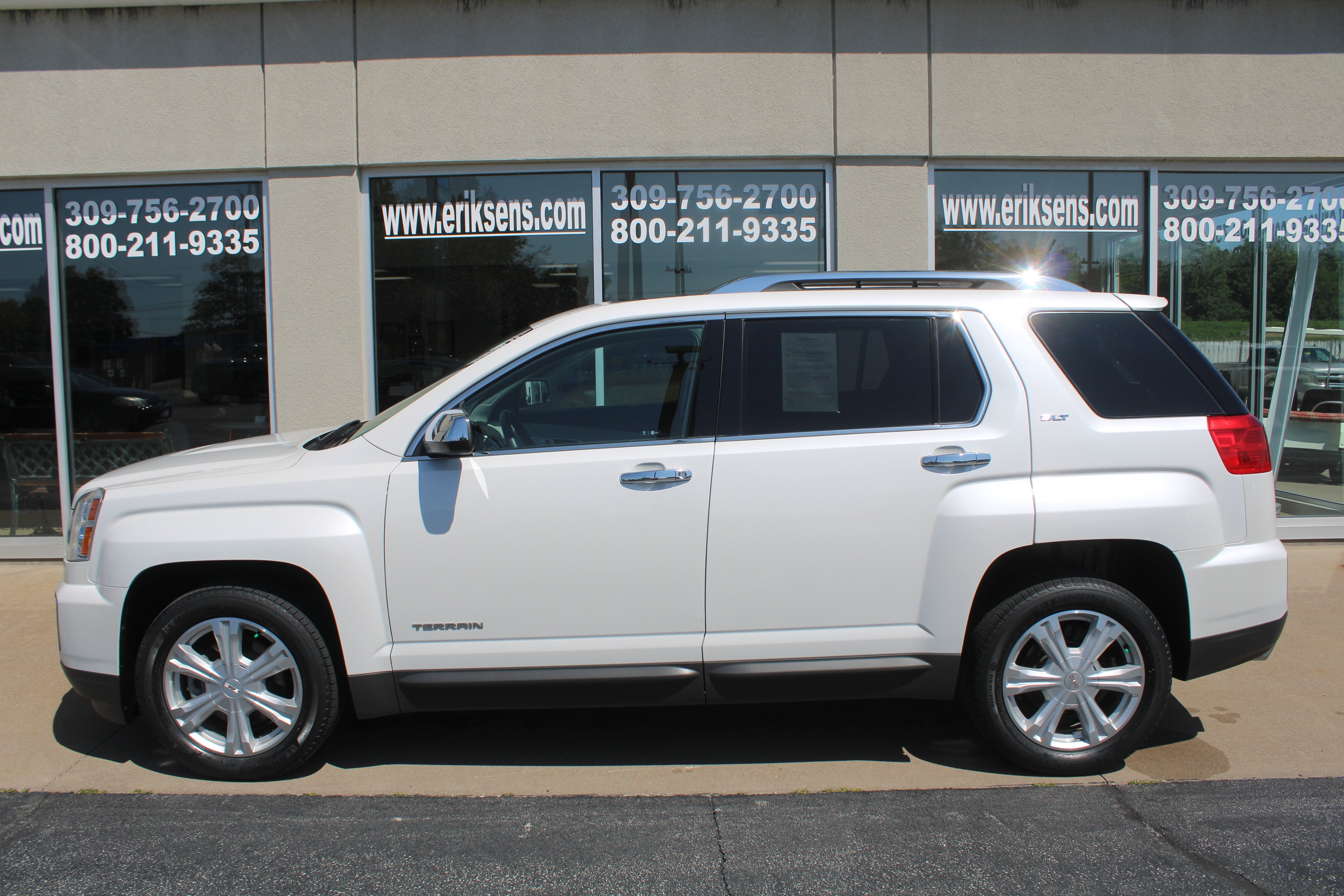 Used 2017 GMC Terrain SLT with VIN 2GKFLUEK1H6234190 for sale in Milan, IL