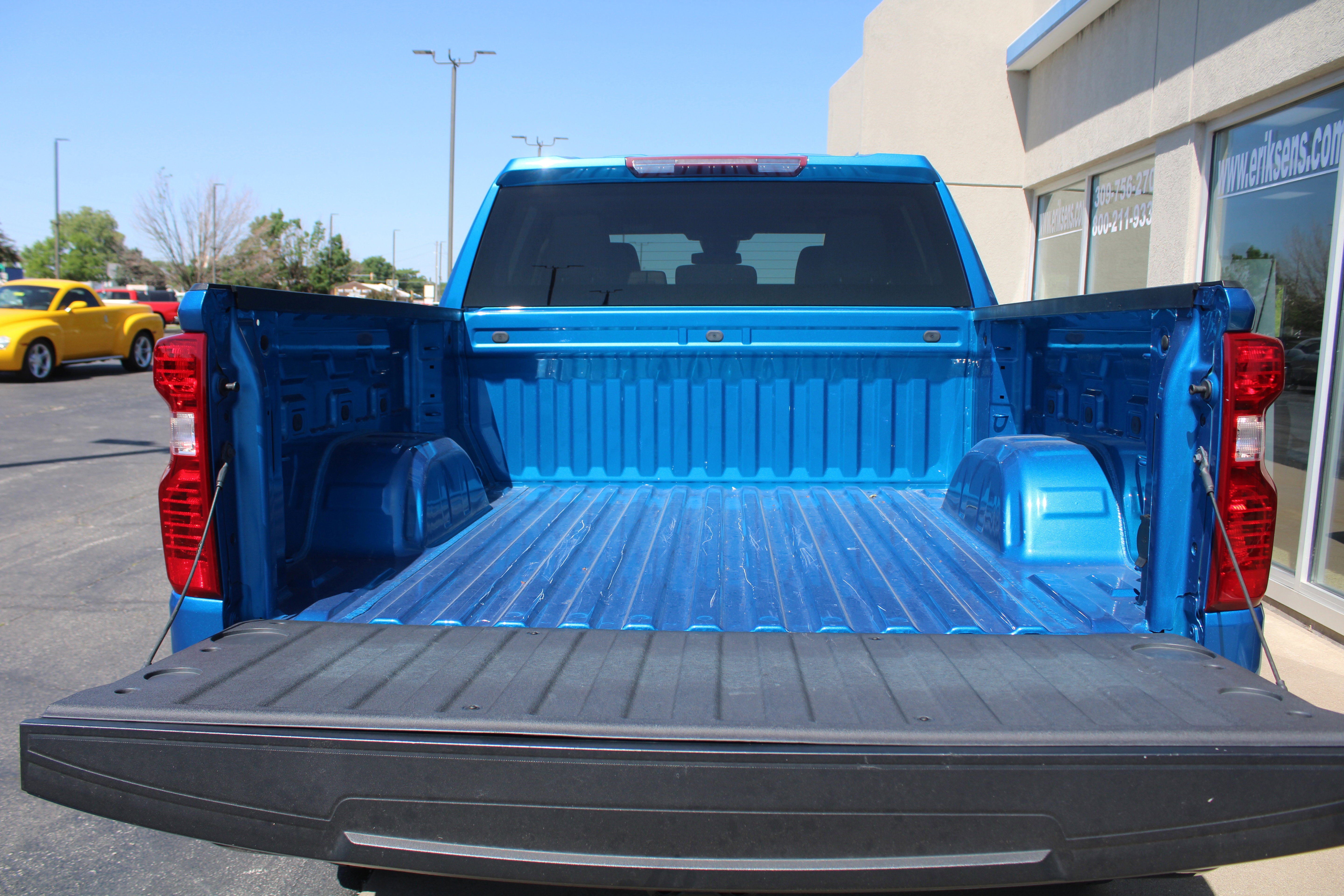 2023 Chevrolet Silverado 1500 Custom Trail Boss