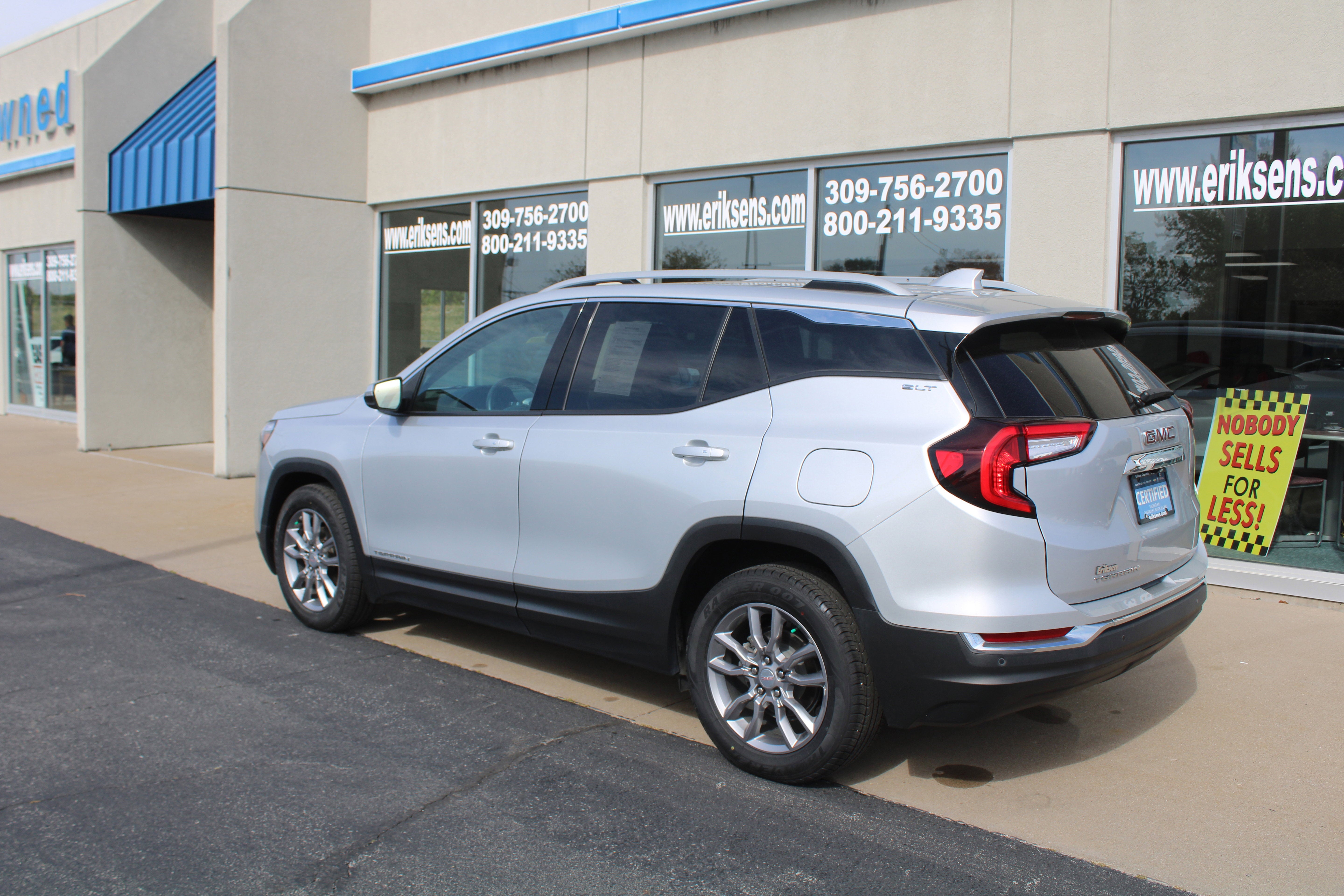 2022 GMC Terrain SLT