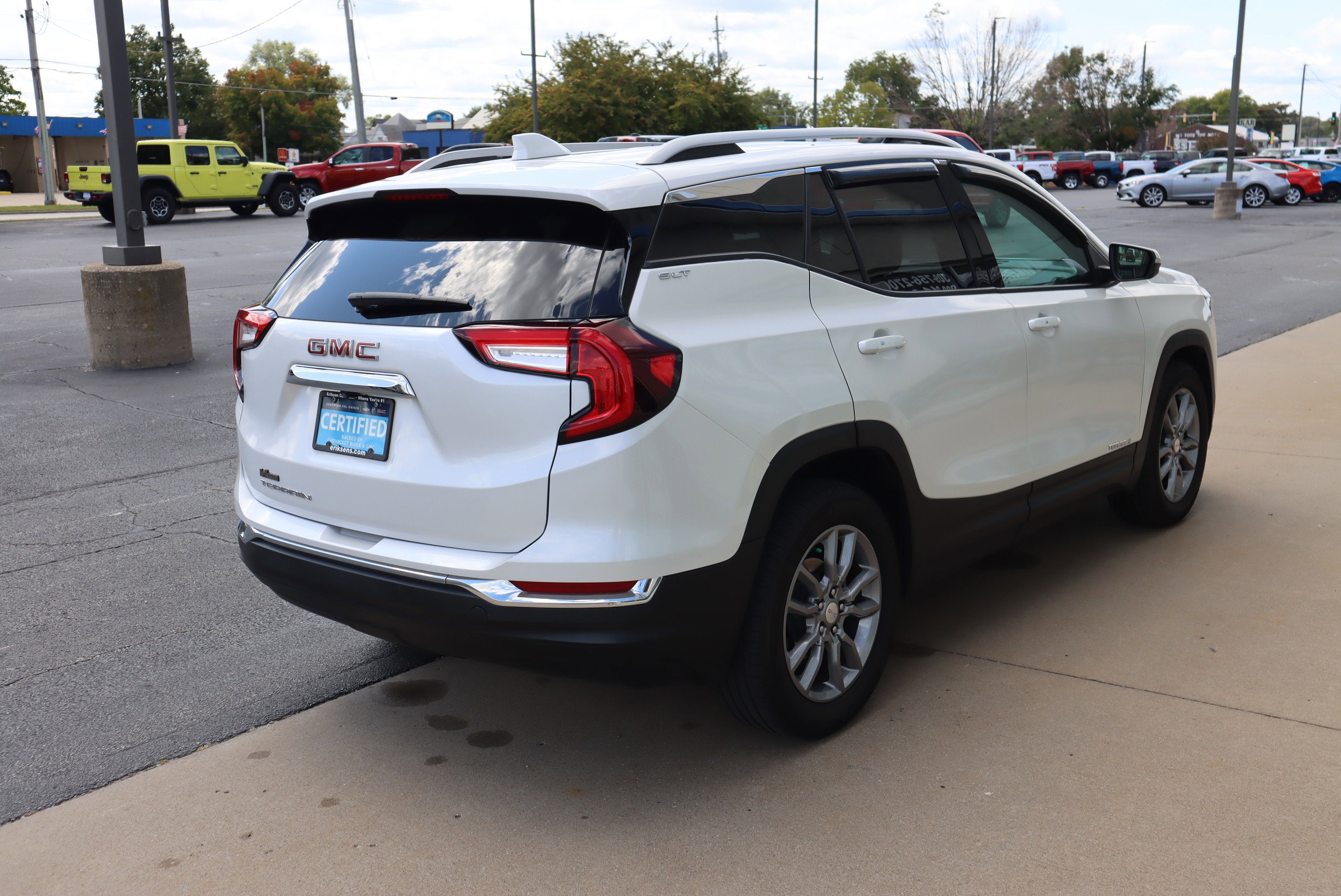 2022 GMC Terrain SLT