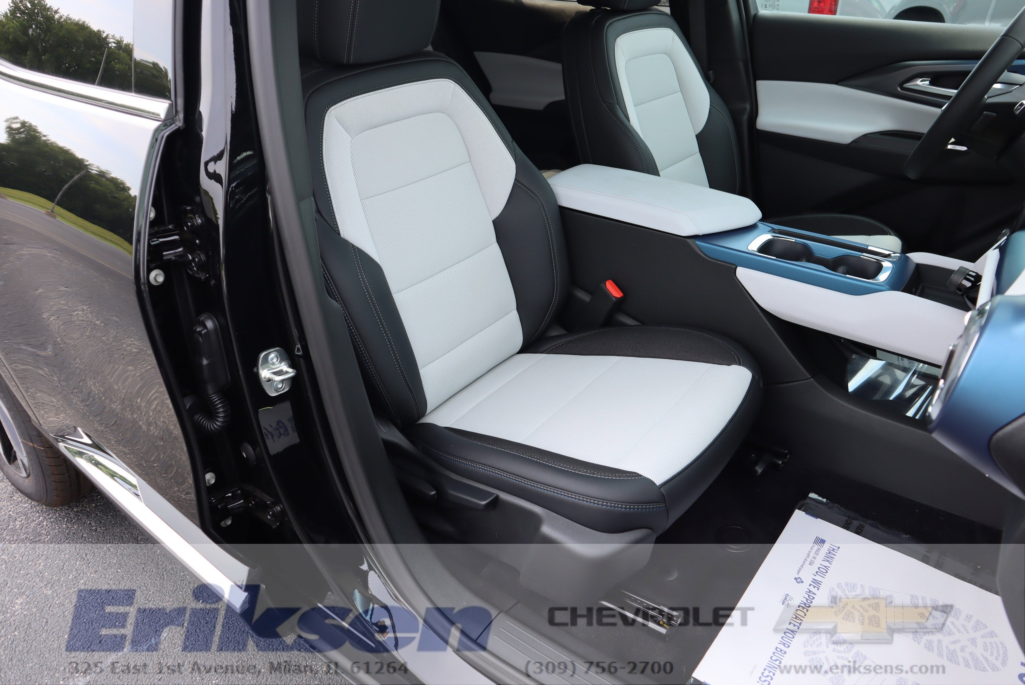 2025 Chevrolet Equinox EV LT