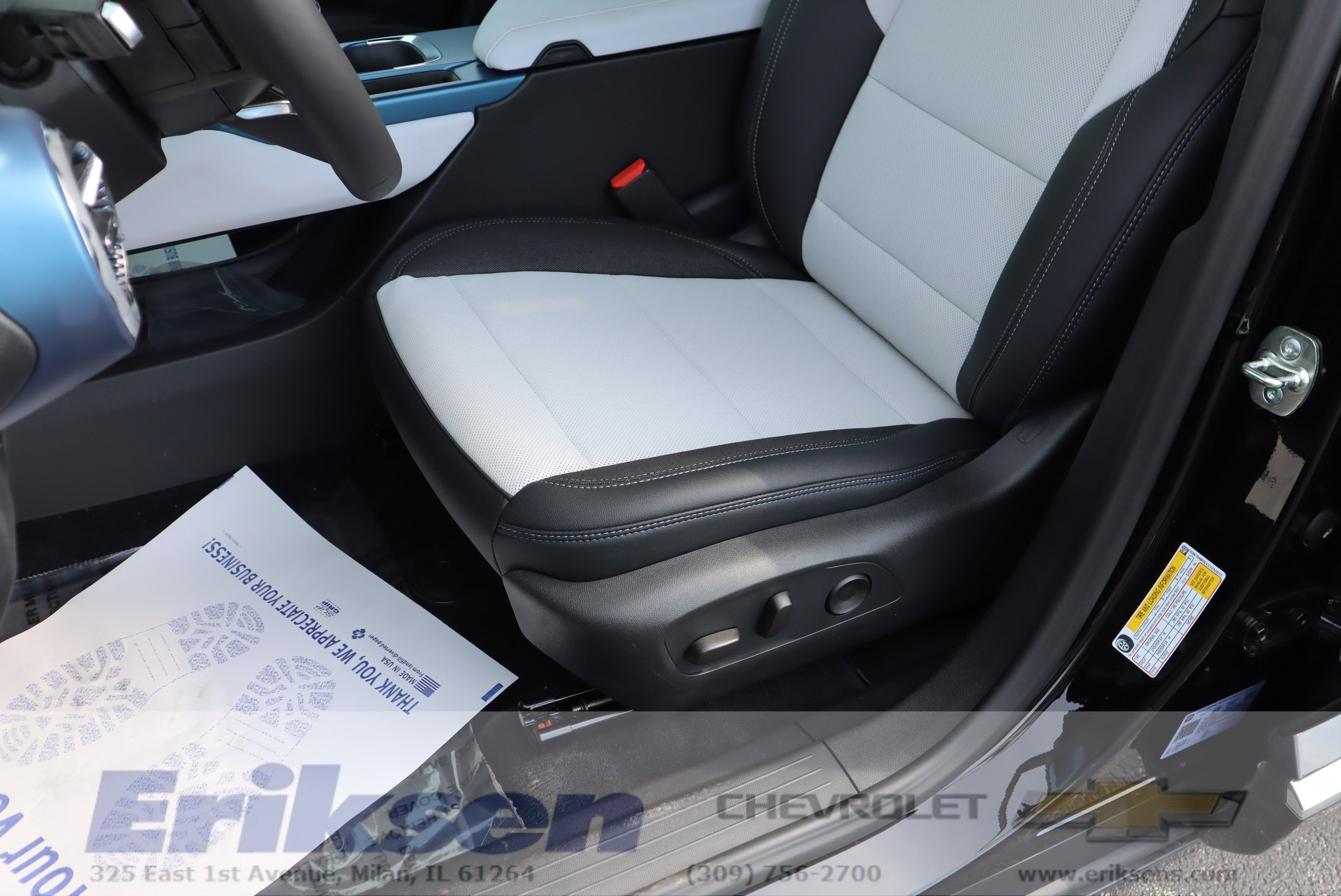 2025 Chevrolet Equinox EV LT