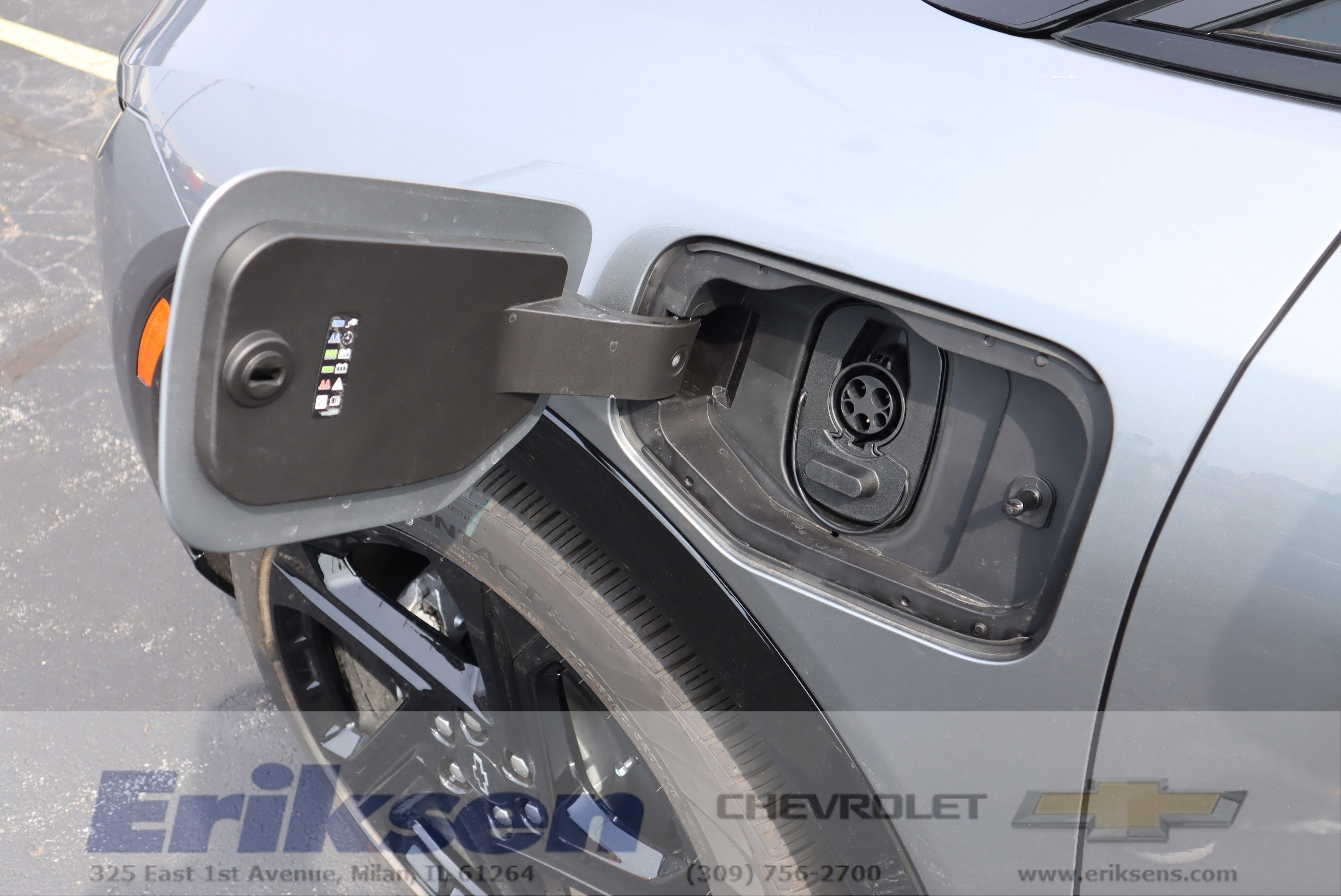 2025 Chevrolet Equinox EV RS