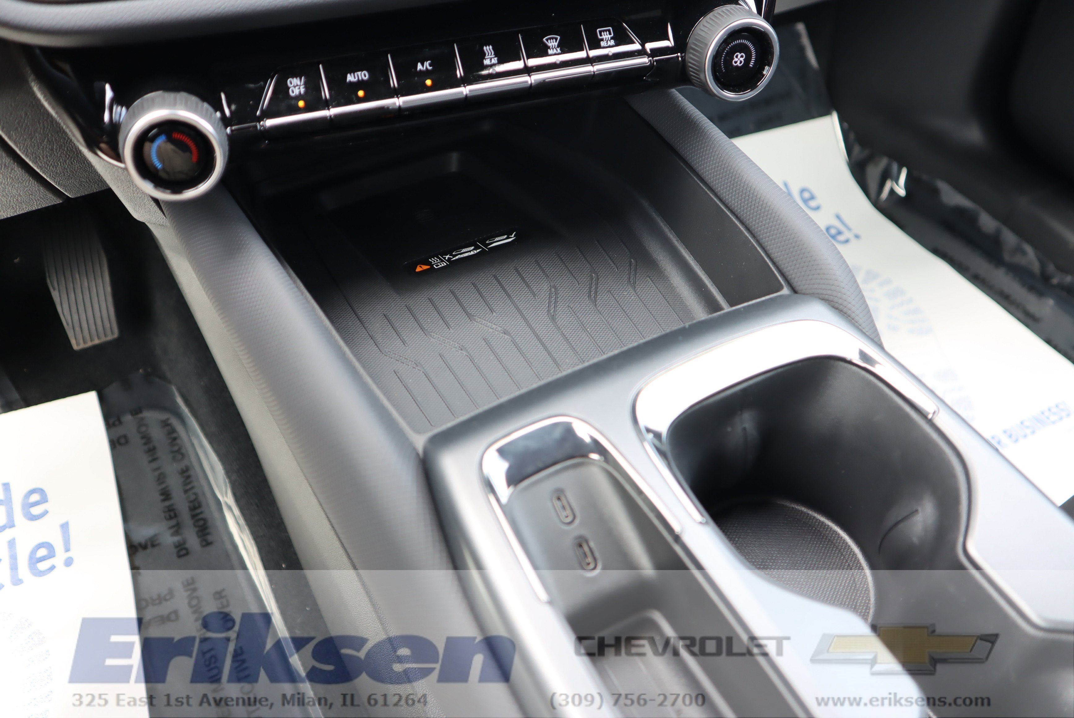 2025 Chevrolet Equinox EV RS