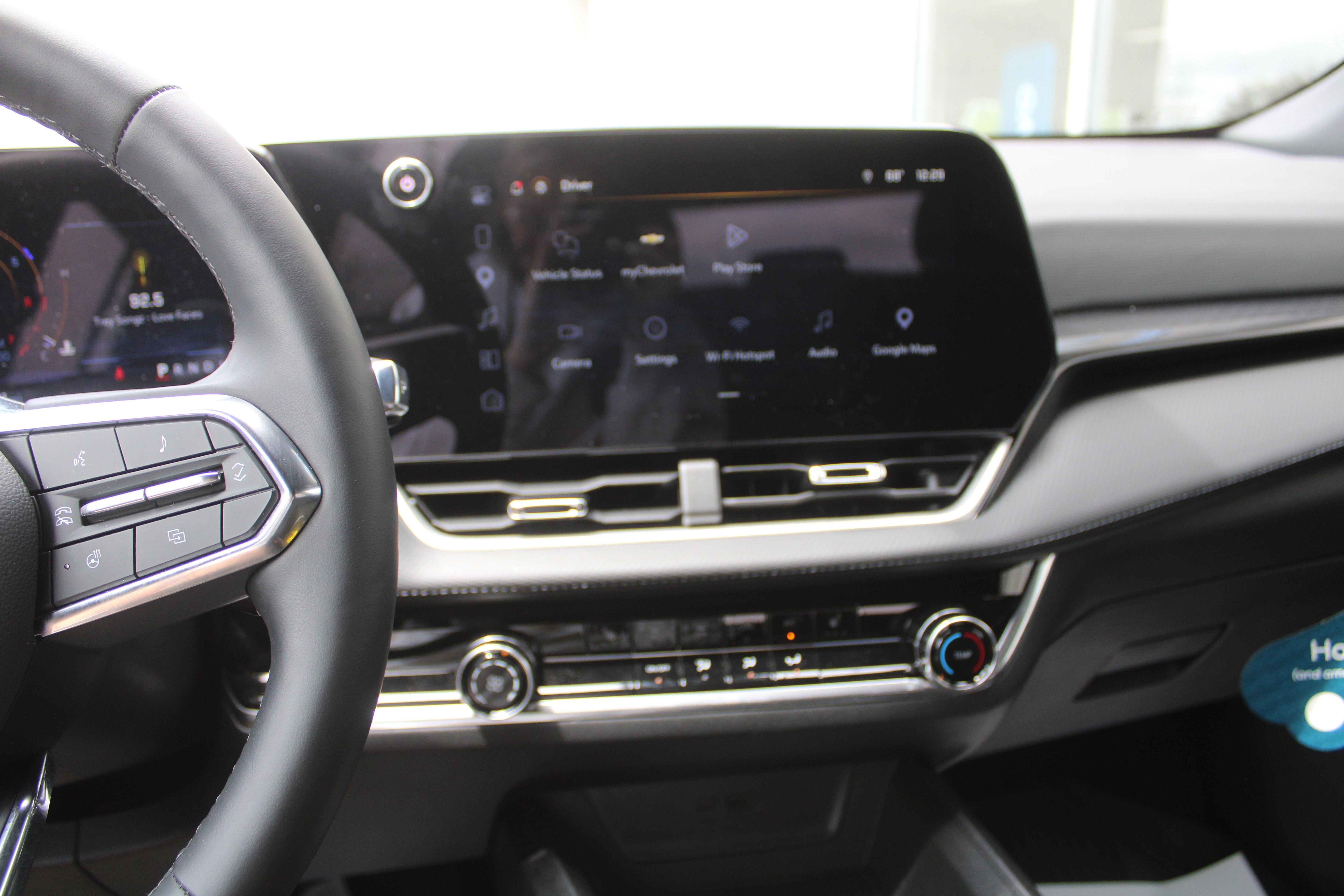 2026 Chevrolet Equinox LT - Photo 13