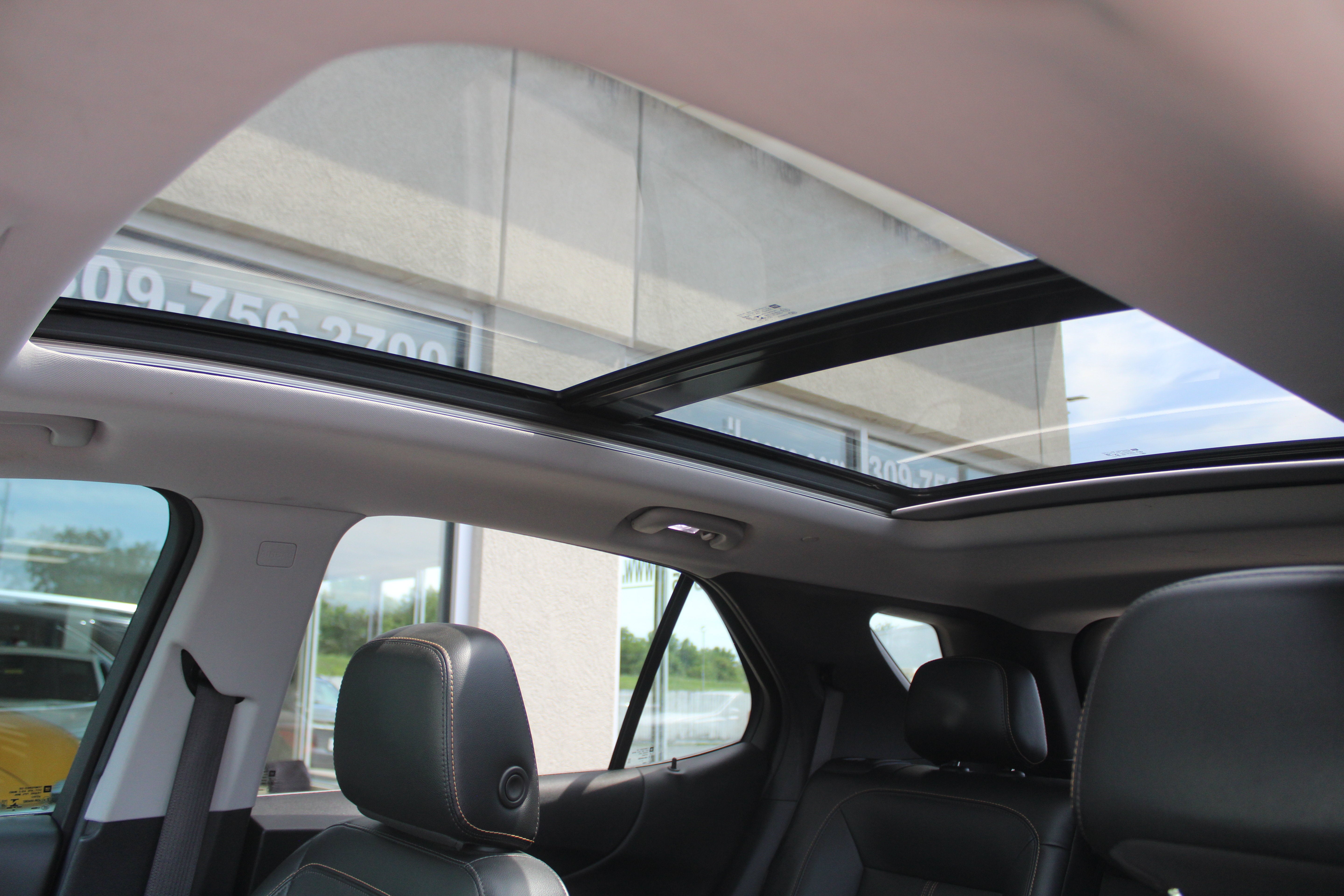 2023 Chevrolet Equinox Premier