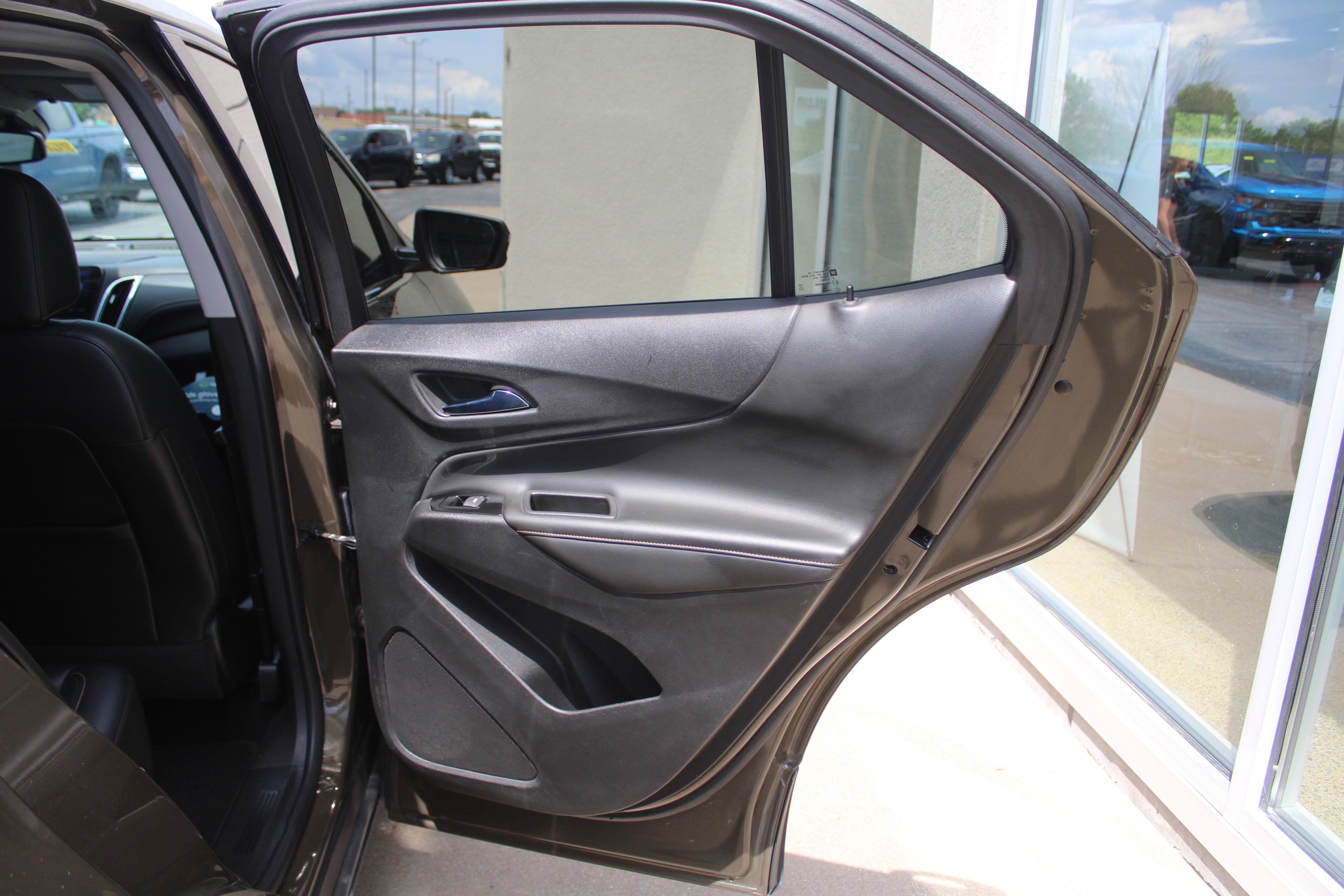 2023 Chevrolet Equinox Premier