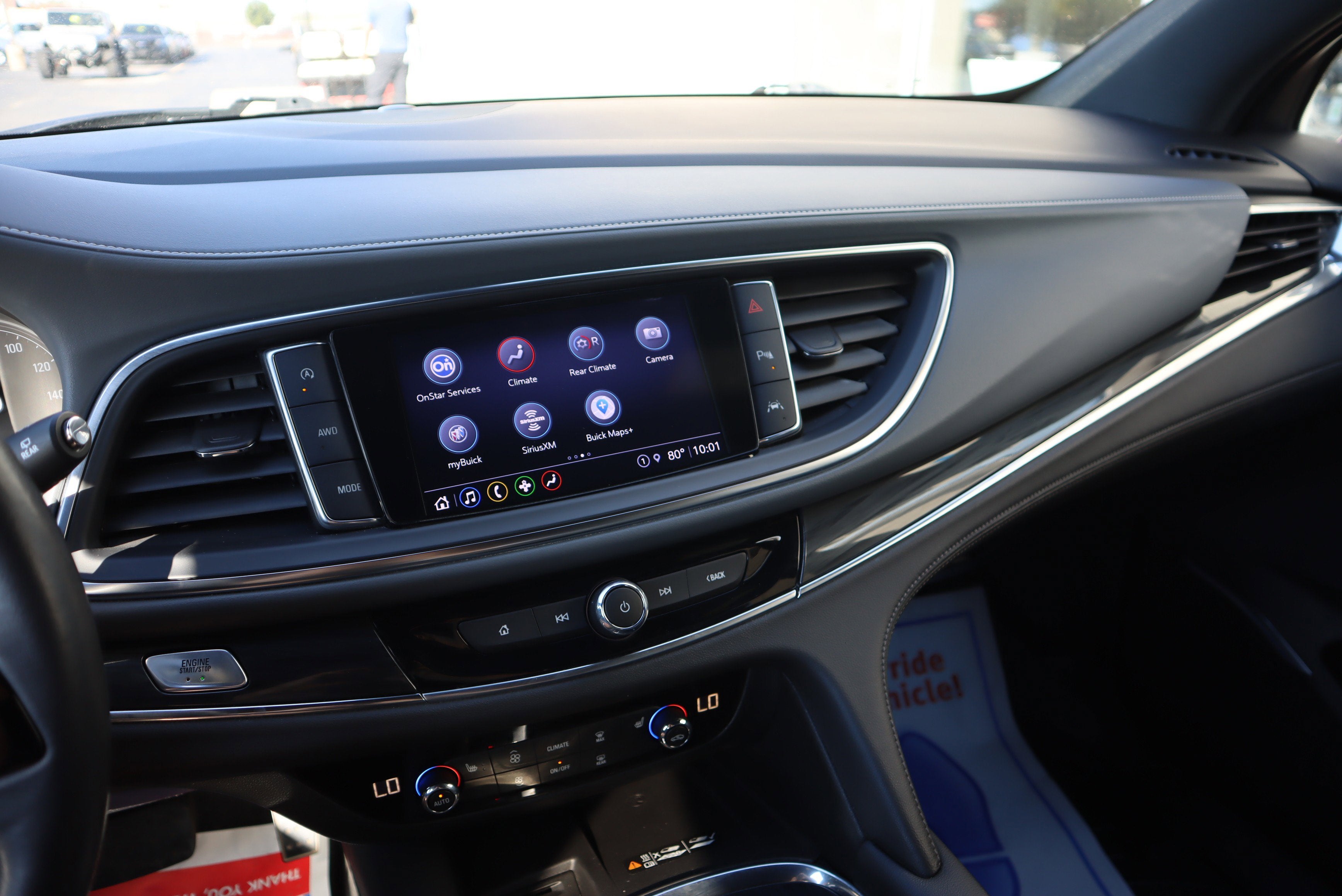 2023 Buick Enclave Essence