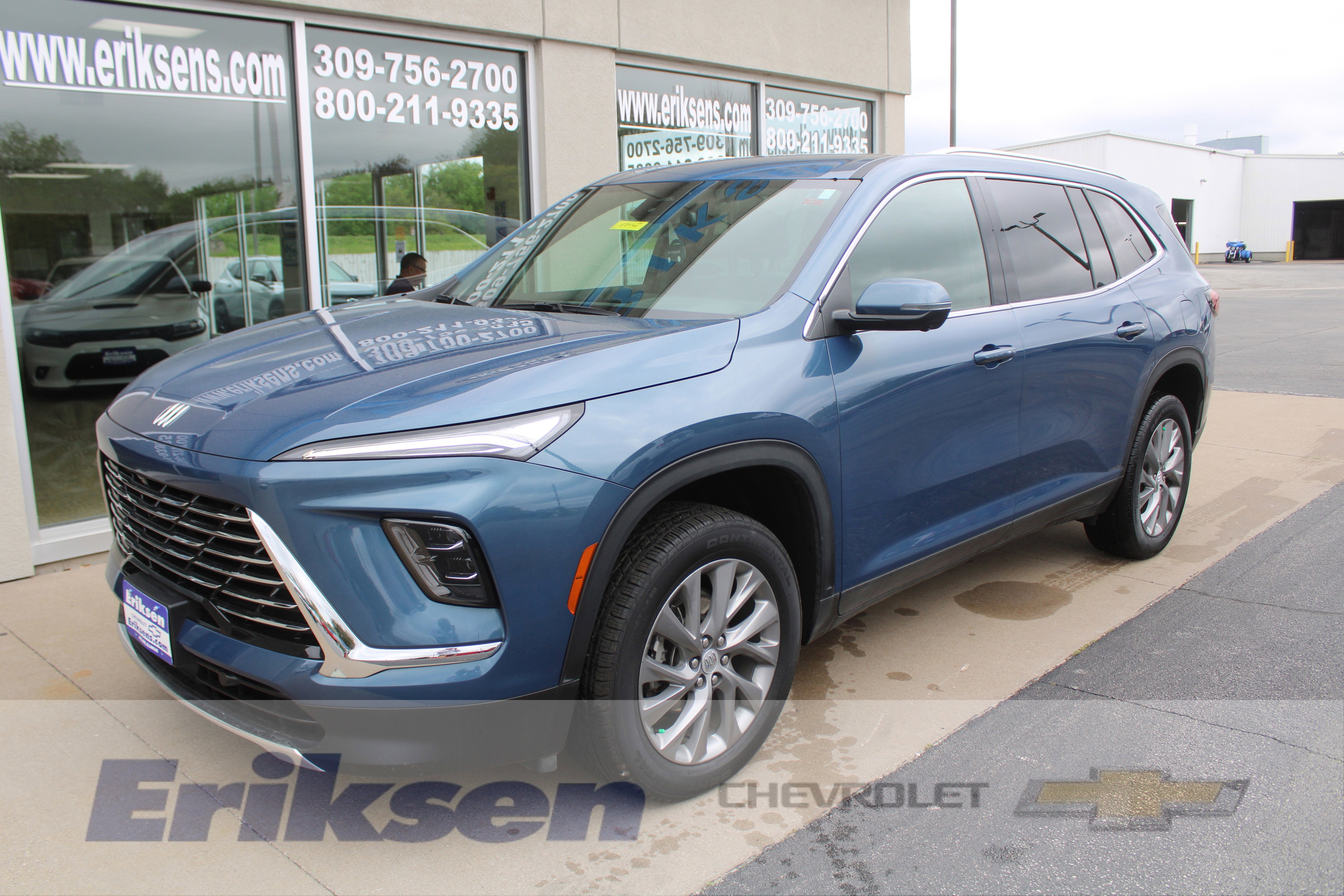 2025 Buick Enclave Preferred AWD's photo