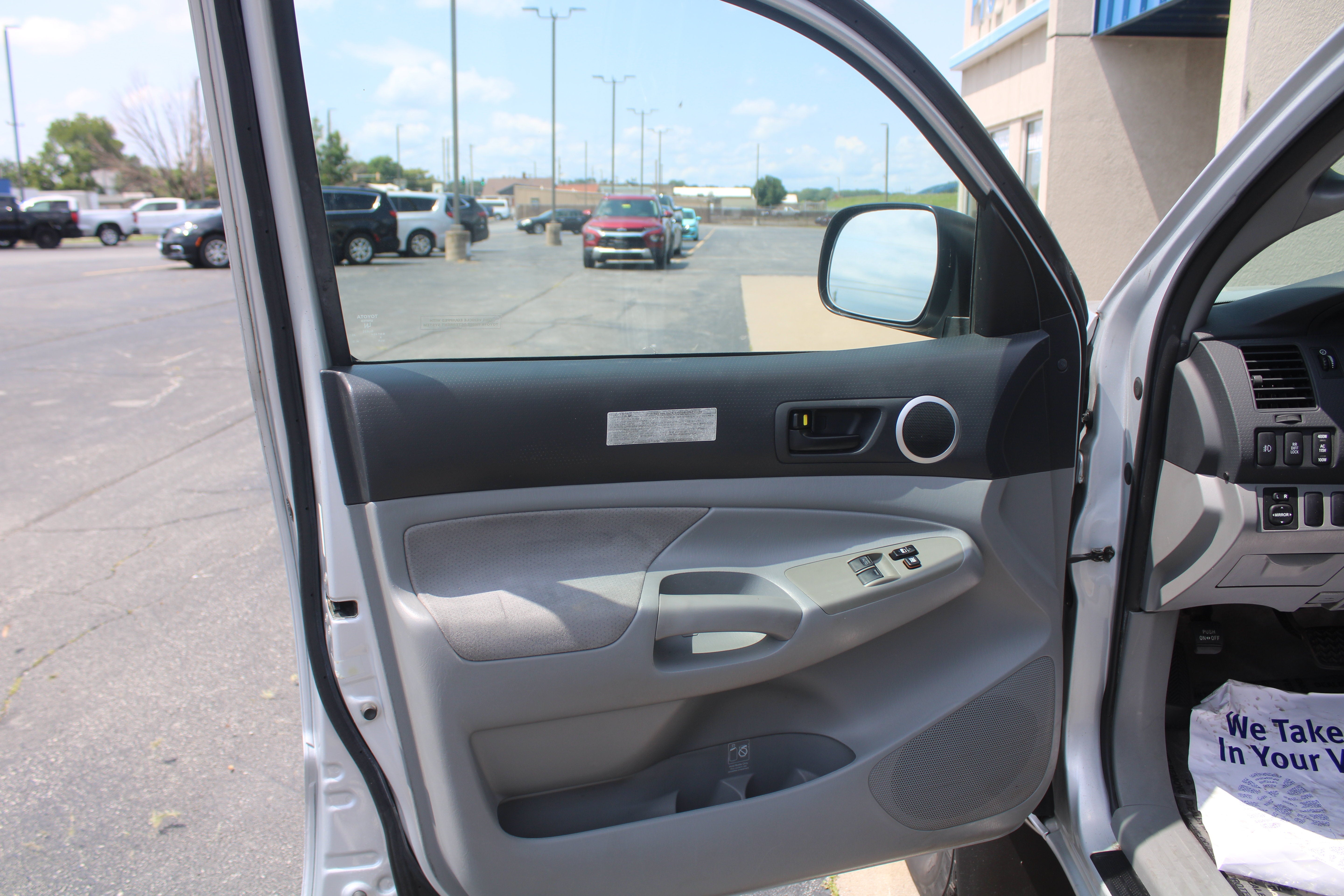 2006 Toyota Tacoma BASE