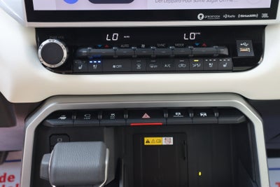 2022 Toyota Tundra Hybrid Capstone