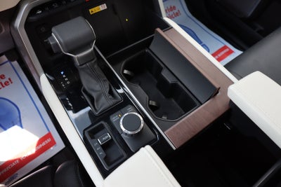 2022 Toyota Tundra Hybrid Capstone