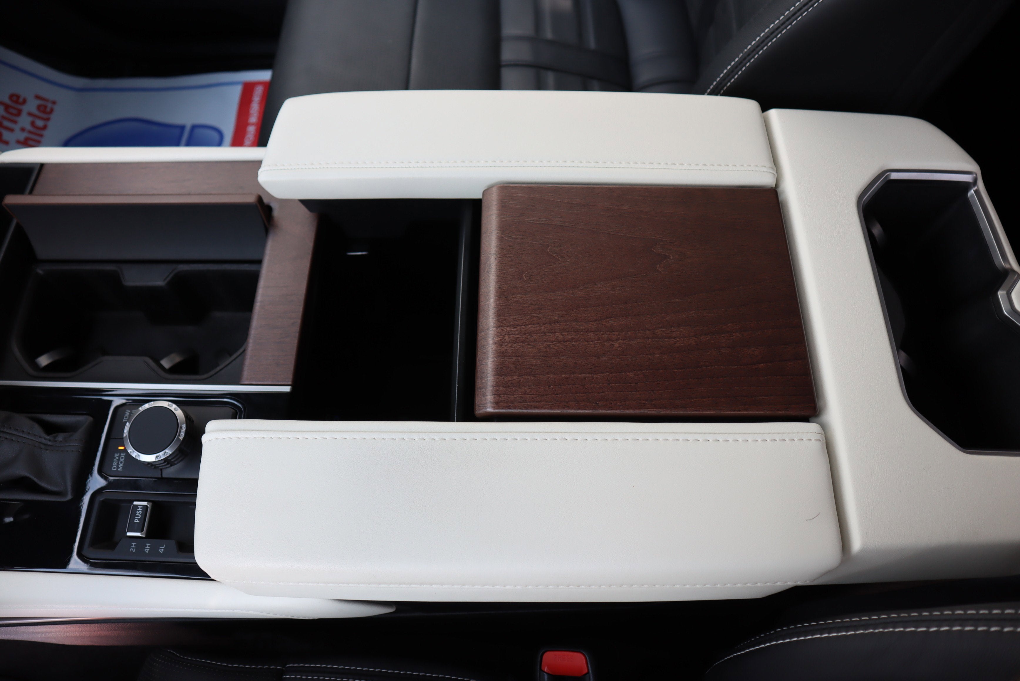 2022 Toyota Tundra Hybrid Capstone