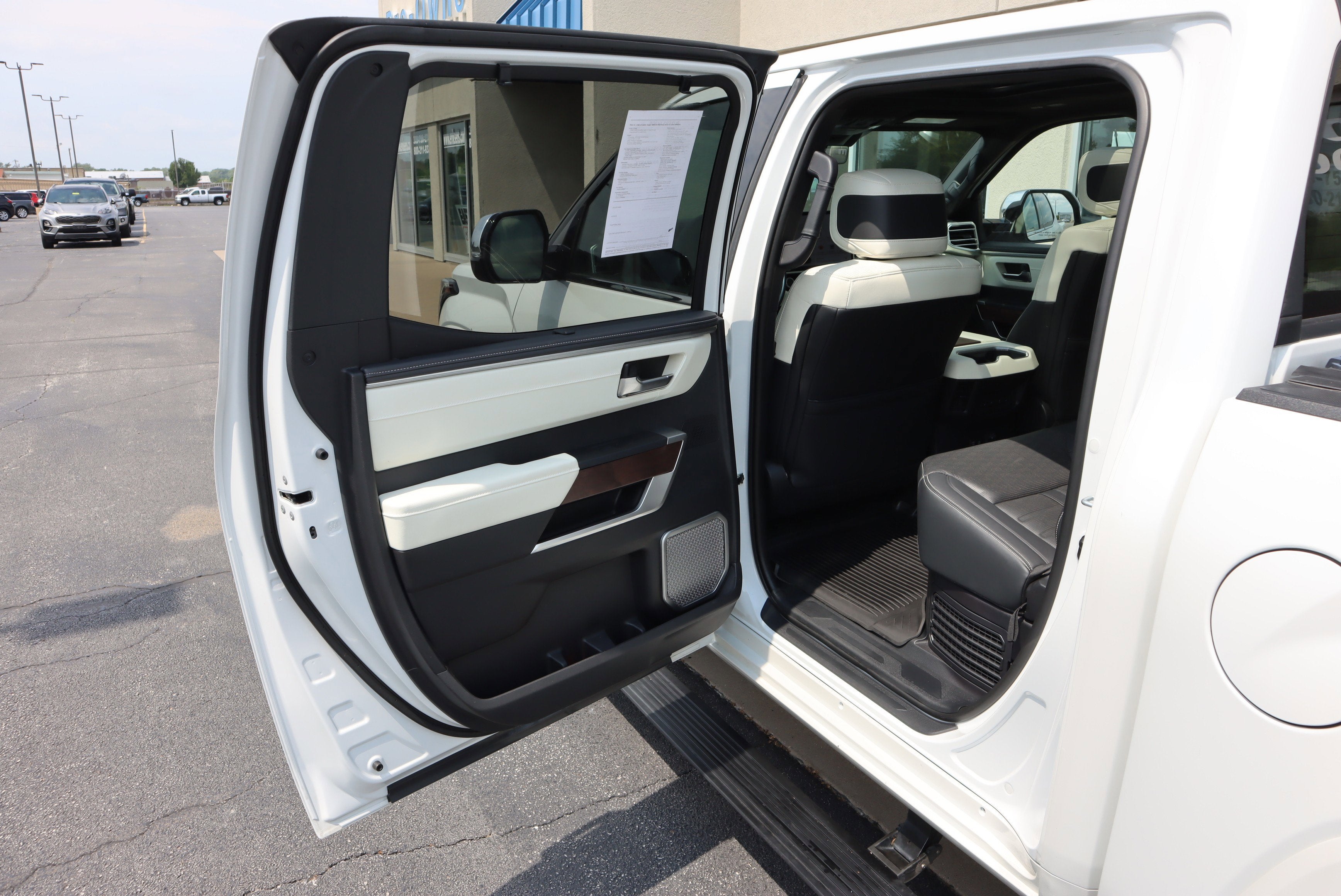 2022 Toyota Tundra Hybrid Capstone