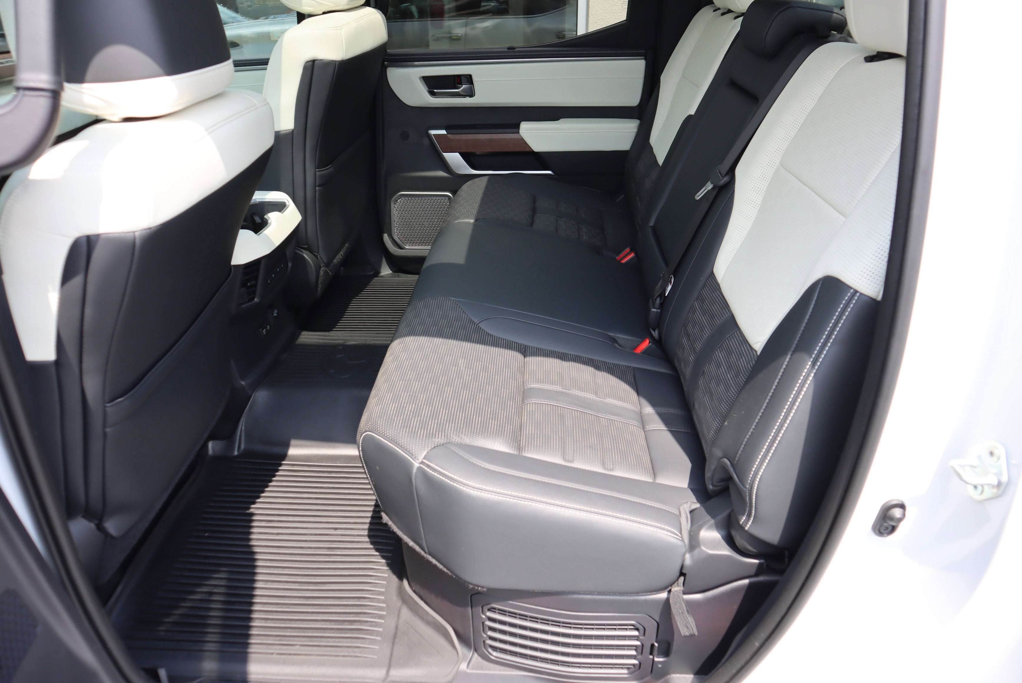 2022 Toyota Tundra Hybrid Capstone