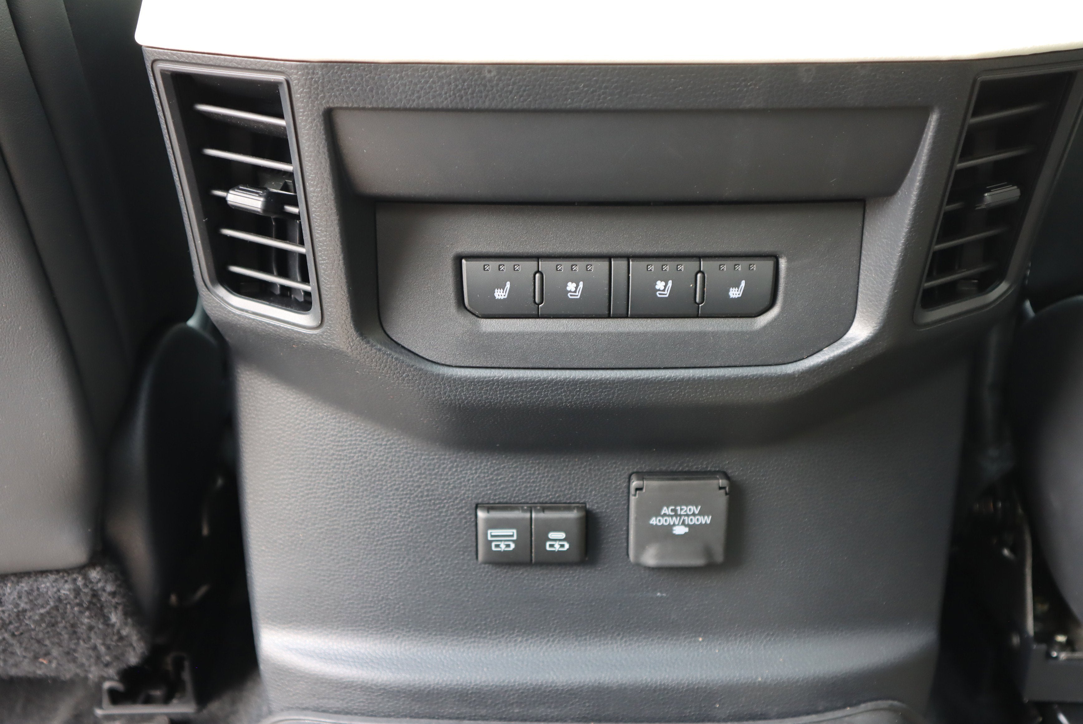 2022 Toyota Tundra Hybrid Capstone