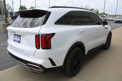 2022 Kia Sorento SX