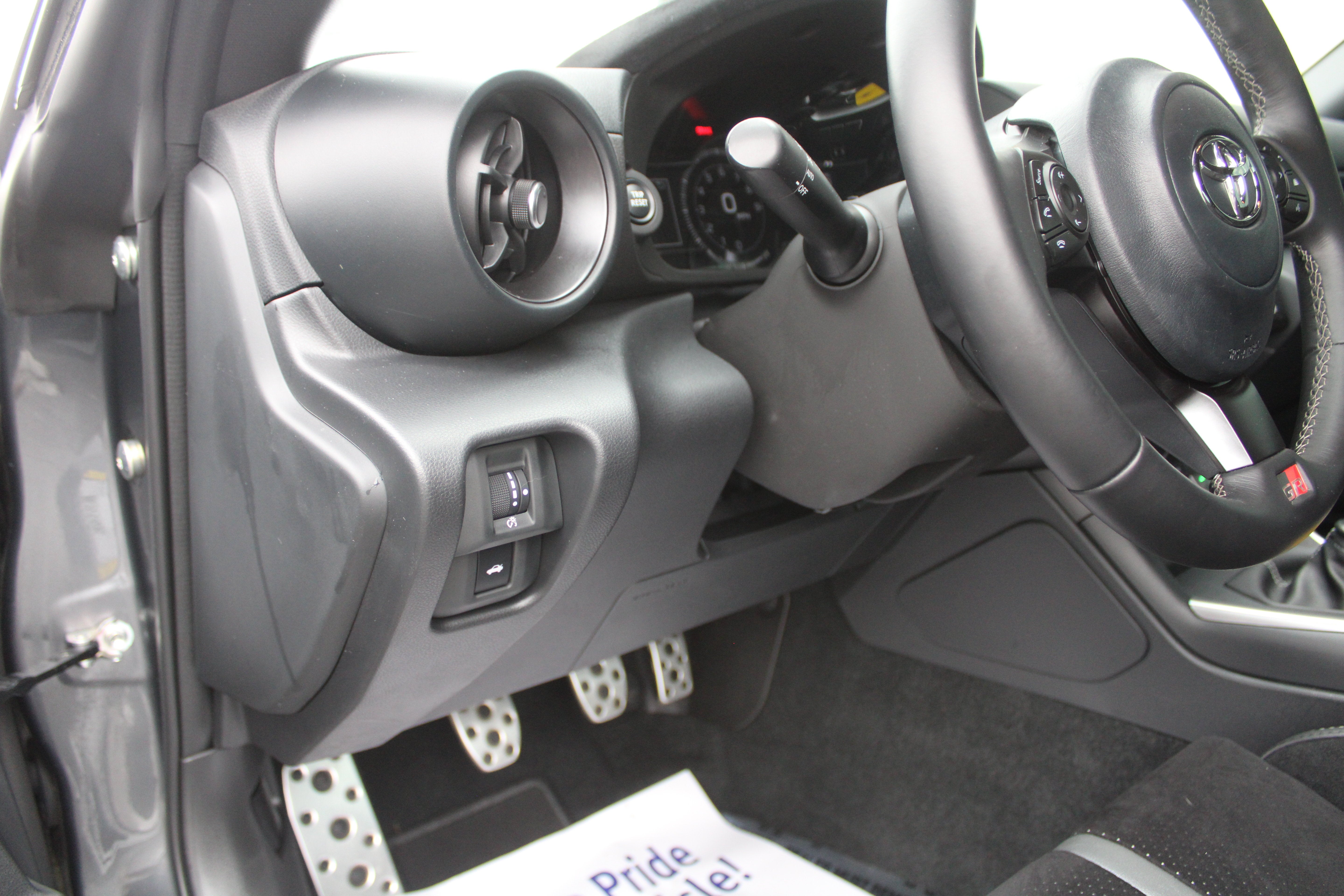 2025 Toyota GR86 Premium