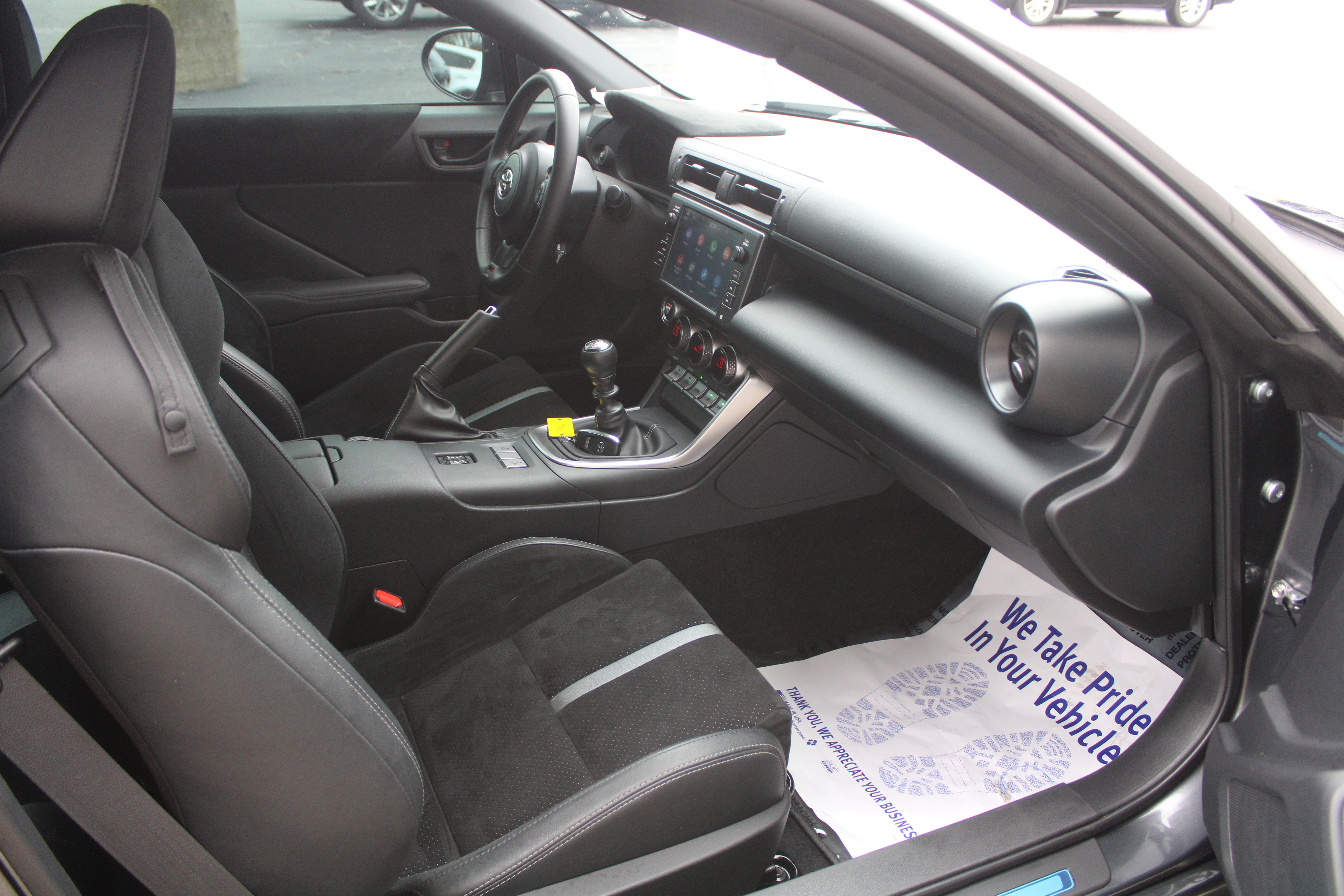 2025 Toyota GR86 Premium
