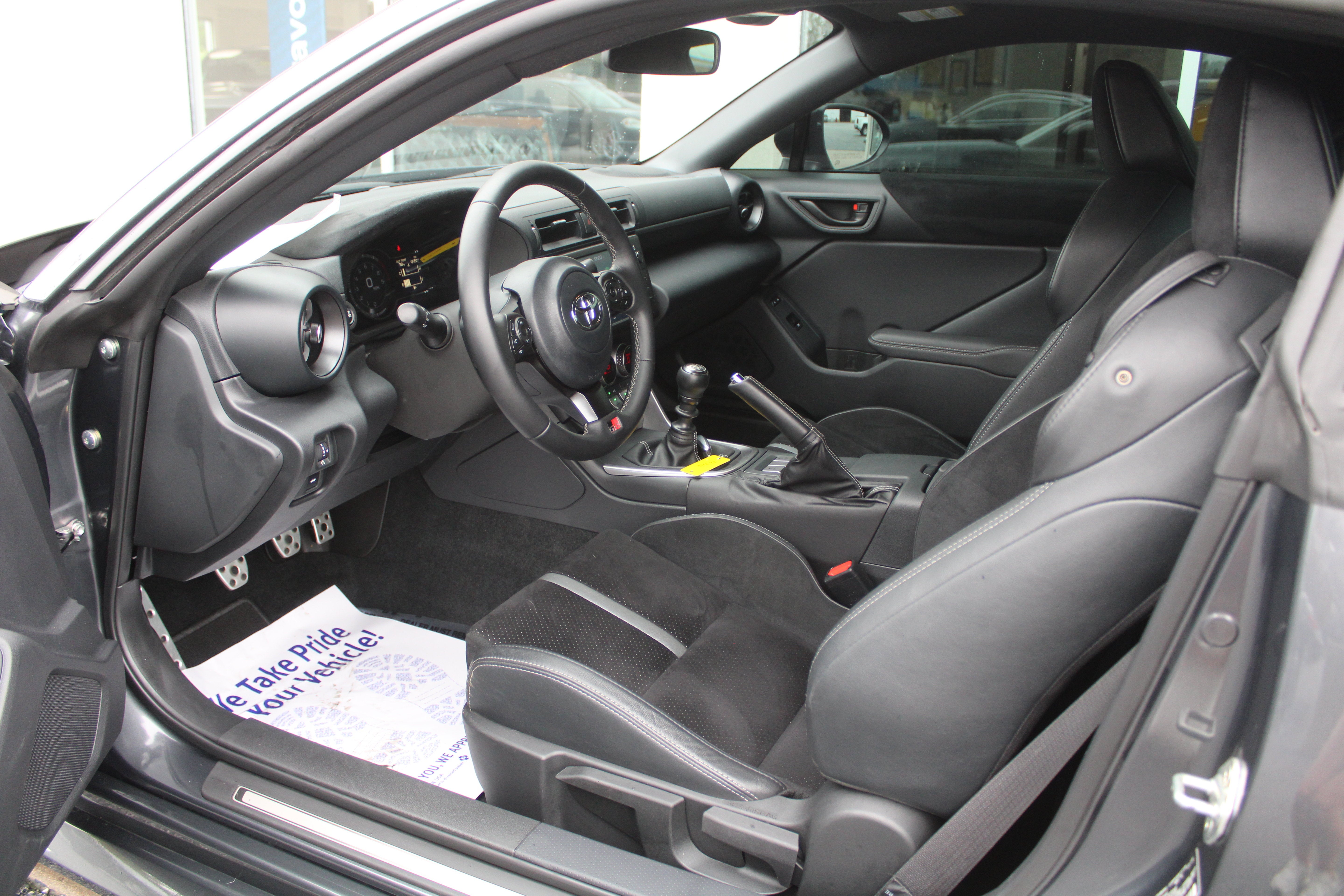 2025 Toyota GR86 Premium